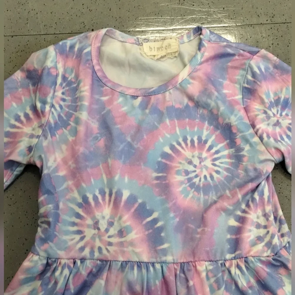 between 6X Girl Tiedye Long Sleeve A-Line coloured patterns spiral swirl dress
